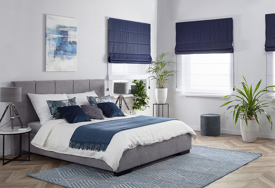 romanetės diena-naktis miegamajame