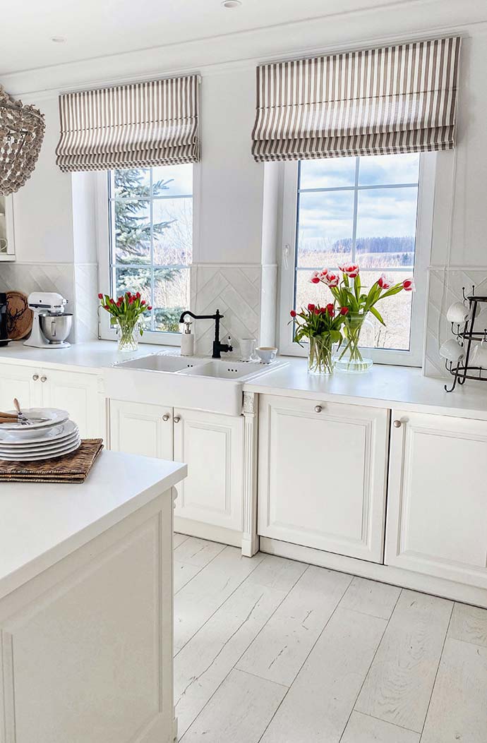 omanetes su juostelemis